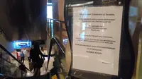 Eskalator Mal di Jaksel mengalami gangguan, Senin (17/10/2016). (Muslim AR/Liputan6.com)