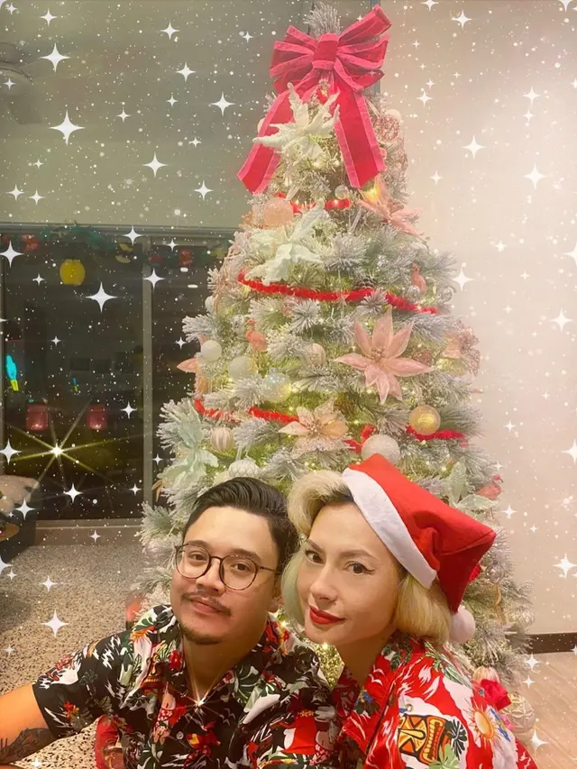 Kini Menetap di Singapura, Ini 6 Potret Terbaru Derby Romero dan Istri