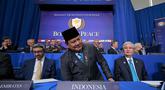Presiden Republik Indonesia, Prabowo Subianto (tengah) saat menghadiri pertemuan perdana Dewan Perdamaian di Institut Perdamaian Donald J. Trump di Washington DC, Amerika Serikat, pada Kamis 19 Februari 2026. Dalam pertemuan perdana Board of Peace di Amerika Serikat pada Kamis 19 Februari waktu setempat, Presiden Prabowo Subianto menyatakan Indonesia sepenuhnya mendukung rencana 20 poin perdamaian yang digagas Presiden Amerika Serikat (AS) Donald Trump. (Chip Somodevilla/Getty Images North America/Getty Images via AFP)