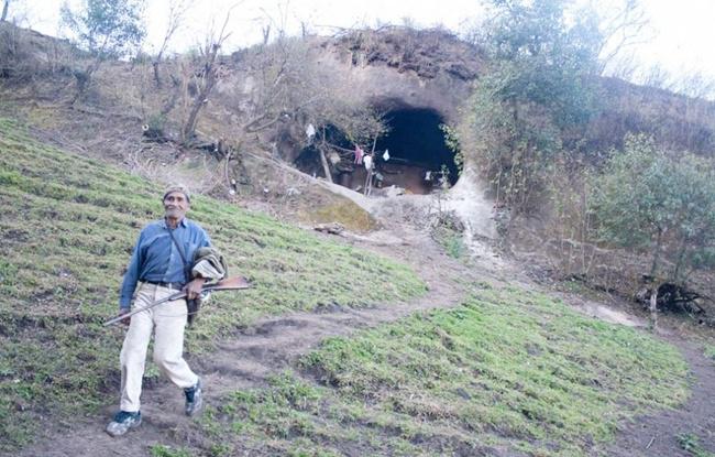 Kakek Pedro | Photo: Copyright nollygrio.com