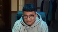 Muhadkly Acho Ditanya Lebih Seru Jadi Sutradara, Penulis Naskah Atau Aktor, Susah Banget Milihnya
