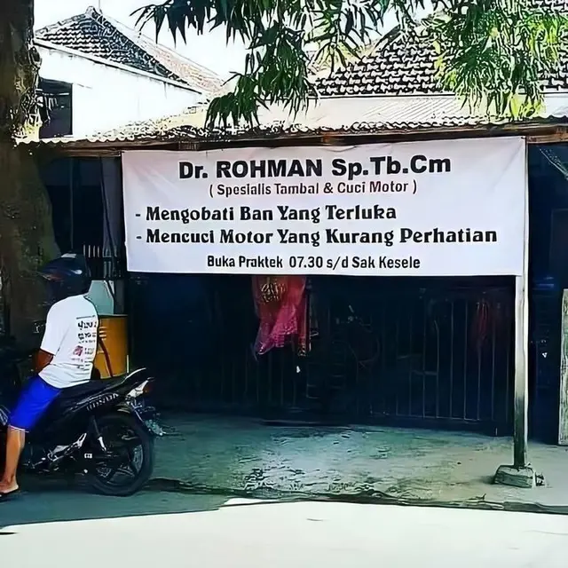 6 Spanduk 'Klinik Ban' Ini Absurd Banget, Bak Praktek Dokter