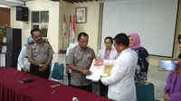 Hasil Tes Kesehatan Paslon Pilkada Sumut Diserahkan ke KPUD. (Liputan6.com/Reza Efendi)