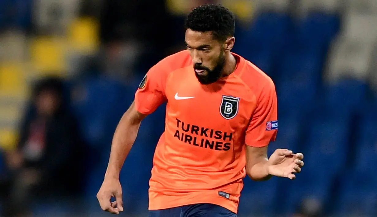 Gael Clichy - Pemain asal Prancis ini telah tampil untuk The Gunners sebanyak 264 laga. Pada tahun 2011, Clichy digaet oleh Manchester City dengan harga 7,75 juta euro atau setara Rp126 miliar. Kini pemain berumur 36 tahun tersebut membela klub Swiss, Servette FC. (AFP/Ozan Kose)
