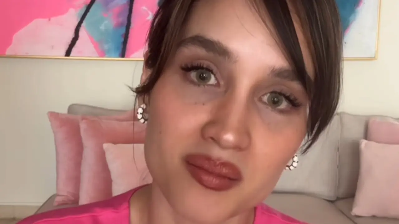 Cinta Laura jadi salah satu Artis Saat Speak Up Keadaan Indonesia. [@claurakiehl]