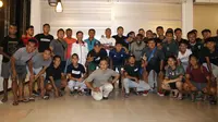 Kursus Pelatih AFC Pro Rampung, Djanur Traktir Makan Pemain Persebaya