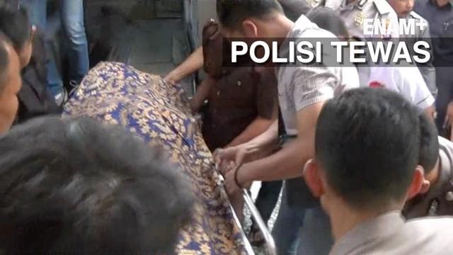 Seorang anggota Polda sumbar tewas saat menyamar dan menangkap seorang bandar sabu. Bandar sabu yang juga mantan anggota tni tewas oleh tembakan polisi