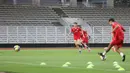 Laga ini merupakan momen debut bagi pelatih baru Indonesia, John Herdman. Tampak dalam foto, para pemain Timnas Indonesia menggelar sesi latihan resmi jelang melawan Saint Kitts and Nevis pada laga perdana FIFA Series 2026 di Stadion Madya, Kompleks Gelora Bung Karno, Jakarta, Kamis (26/3/2026). (Bola.com/M Iqbal Ichsan)