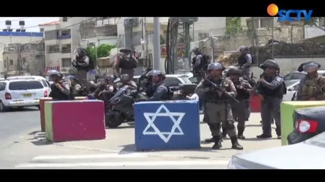 Penutupan Masjid Al-Aqsa oleh pemerintah Israel mengundang kecaman dari berbagai pihak. 