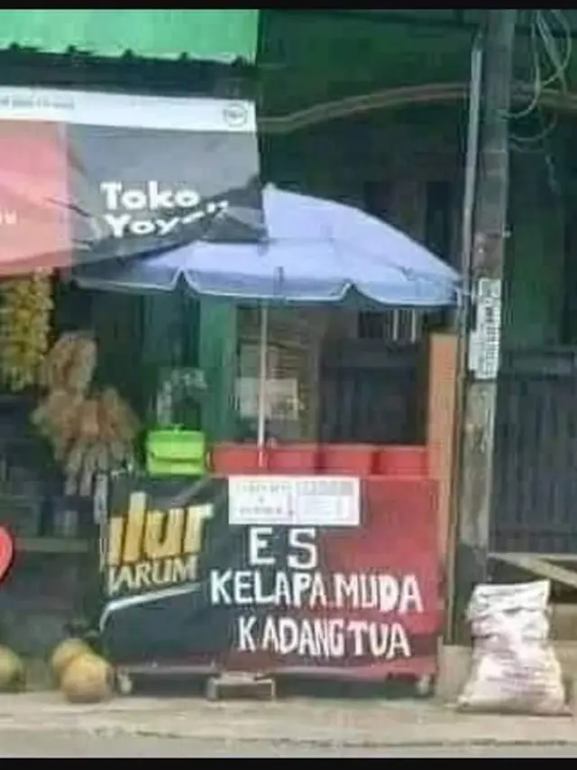6 Tulisan Jualan Es Segar Buat Takjil di Pinggir Jalan Ini Kocak