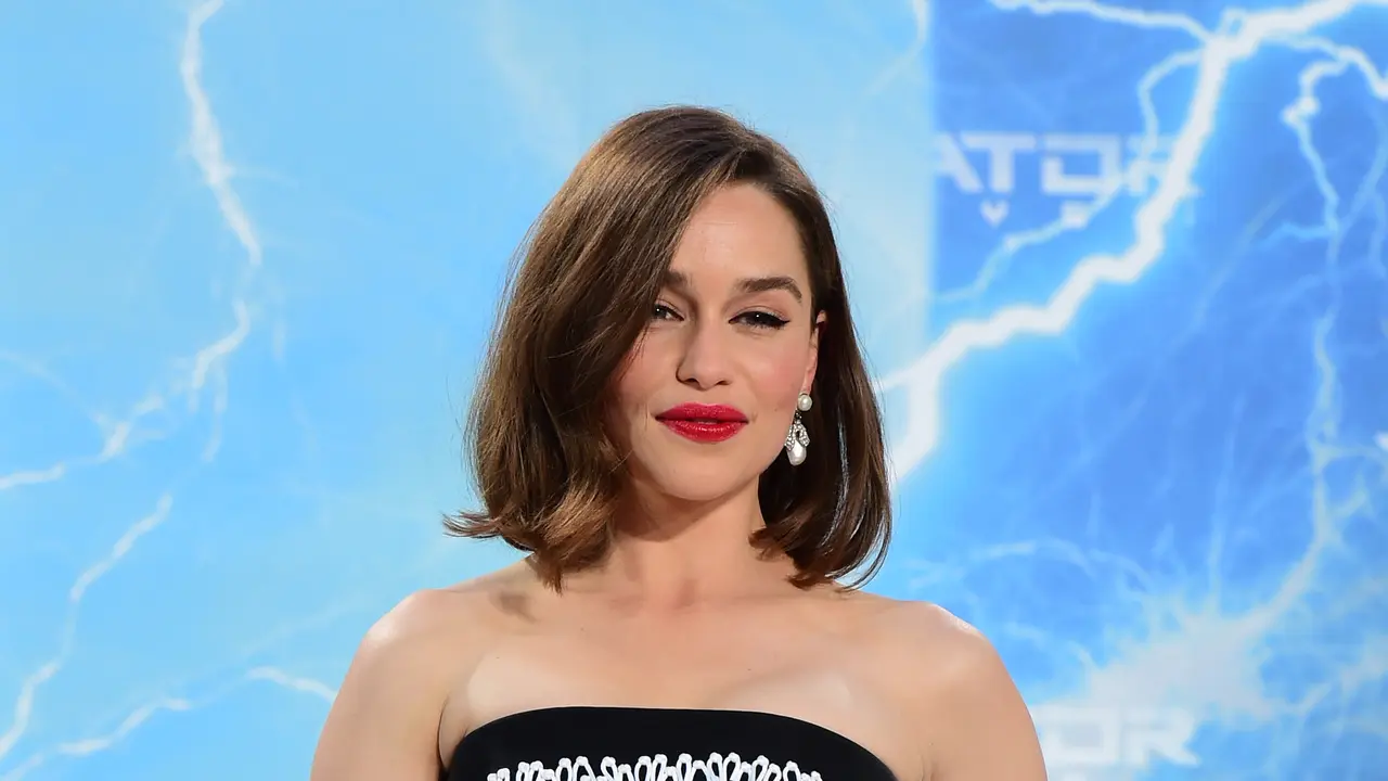 [Bintang] Emilia Clarke