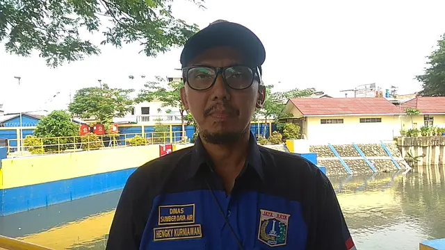 Presiden Jokowi Tinjau Waduk Pluit