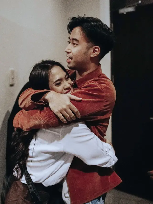 Sheryl Sheinafia dan Vidi Aldiano. (Foto: Dok. Instagram @sherylsheinafia)