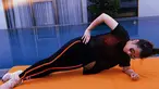 Prilly Mahatei Latuconsina, seleb cantik berusia 22 tahun. Sebagai aktris, Prilly memiliki banyak kesibukkan di dunia hiburan. Agar staminanya terus terjaga, Prilly rutin menjalani workout di waktu senggangnya. (Liputan6.com/IG/@prillylatuconsina96)