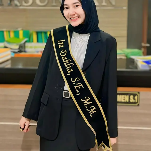 6 Potret Ketegaran Ira Dahlia Kakak Ipar Lesti Kejora