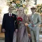 Mantan Bupati Garut Aceng HM Fikri kembali menikah untuk ketiga kalinya dengan Elina, mojang geulis asal Bandung (Liputan6.com/Jayadi Supriadin)