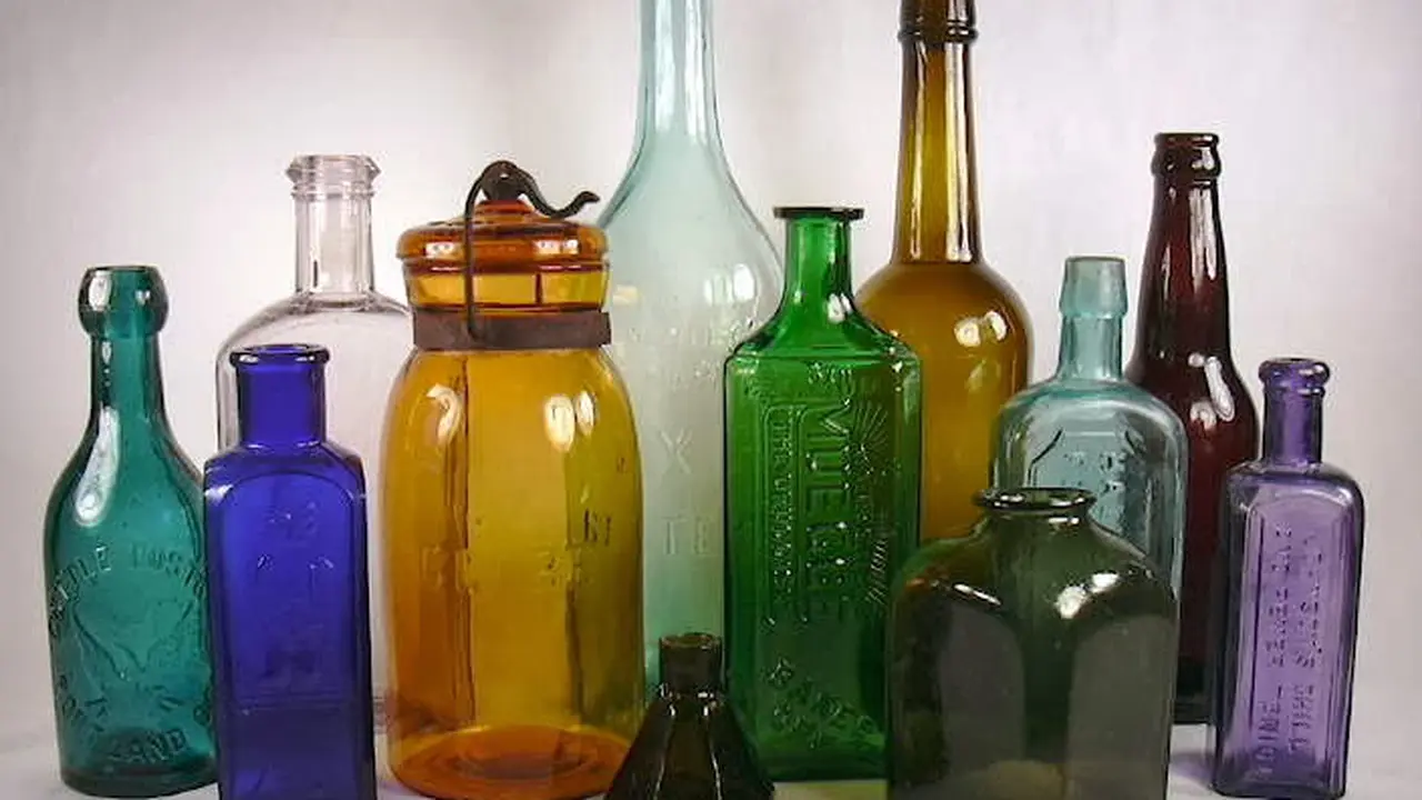 Kreasi yang Bisa Kamu Buat dengan Botol Bekas