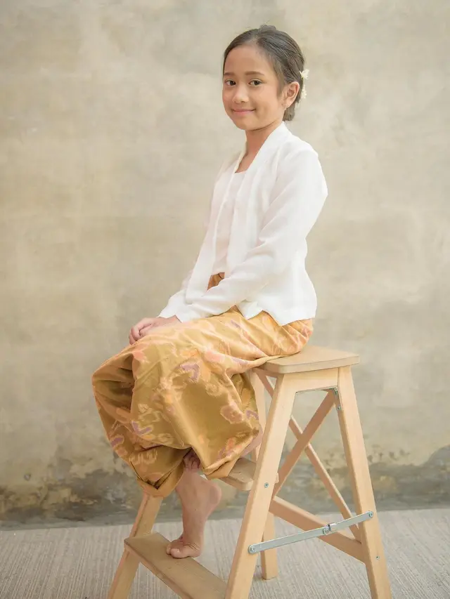 6 Gaya Anak Artis Pakai Kebaya Rayakan Hari Kartini, Imut dan Memesona