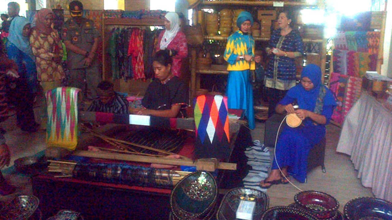 Kerajinan dan Budaya Lokal NTB Digelar di Seluruh Hotel Mataram