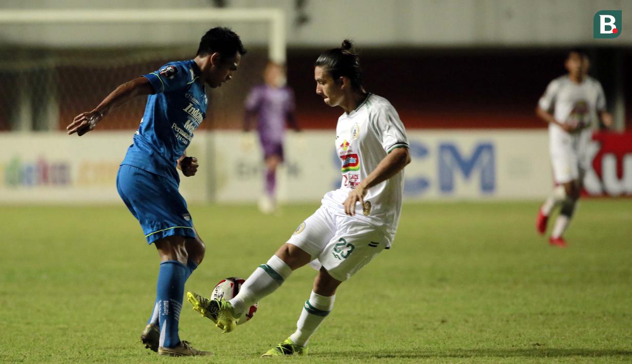 Di Piala Menpora tahun ini, Kim merasakan dua kali nostalgia. Pertama saat timnya bermain di Stadion Si Jalak Harupat yang merupakan markas dari Persib Bandung. Dan yang kedua, dia kembali bertemu mantan klubnya yang dia bela sejak 2016. (Foto: Bola.com/Ikhwan Yanuar)