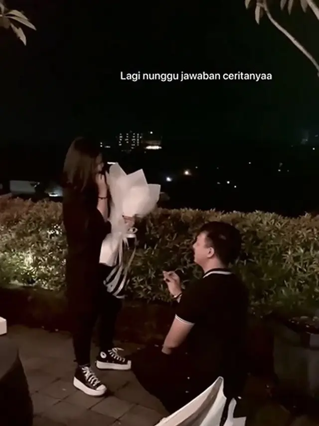 6 Momen Adinda Azani Dilamar Kekasih, Bersahabat Selama 14 Tahun