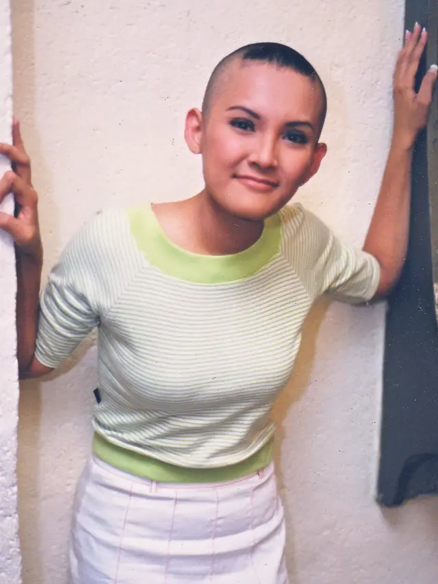 [Bintang] Bergelimang Harta, 18 Artis Indonesia Ini Meninggal di Usia Muda