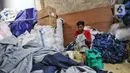 Selama ini, pakaian bekas atau yang tidak layak pakai akan berakhir di tempat sampah atau menjadi kain lap atau pel lantai. (Liputan6.com/Angga Yuniar)