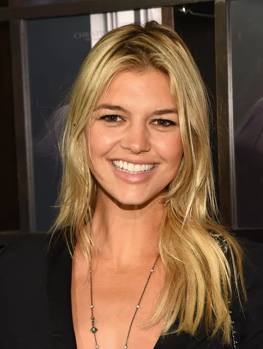 Leonardo DiCaprio dikabarkan berunangan dengan Kelly Rohrbach setelah berpacaran sekitar lima bulan.(AFP/Bintang.com)