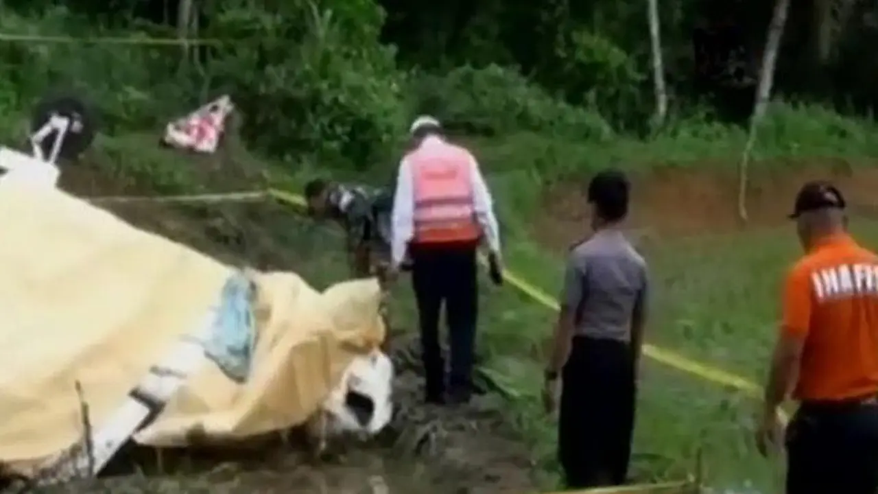 Pesawat Jatuh di Tasik