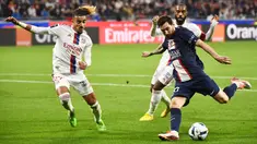 Lionel Messi sukses menjadi pahlawan kemenangan Paris Saint-Germain (PSG) dalam lanjutan Liga Prancis 2022/2023. (AFP/Jeff Pachoud)