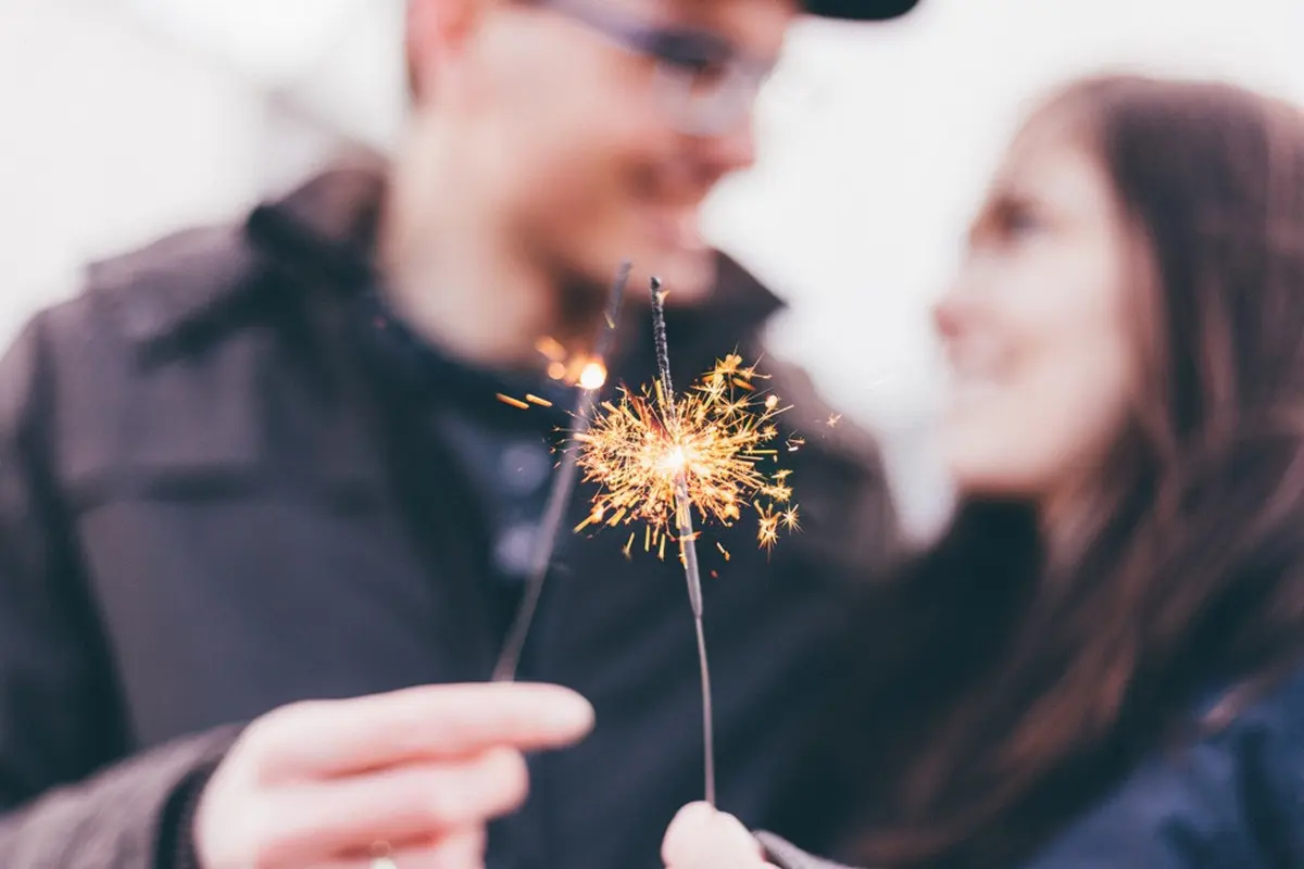 Jangan Cinta Buta, Jaga Ini Agar Hubunganmu Tetap Realistis