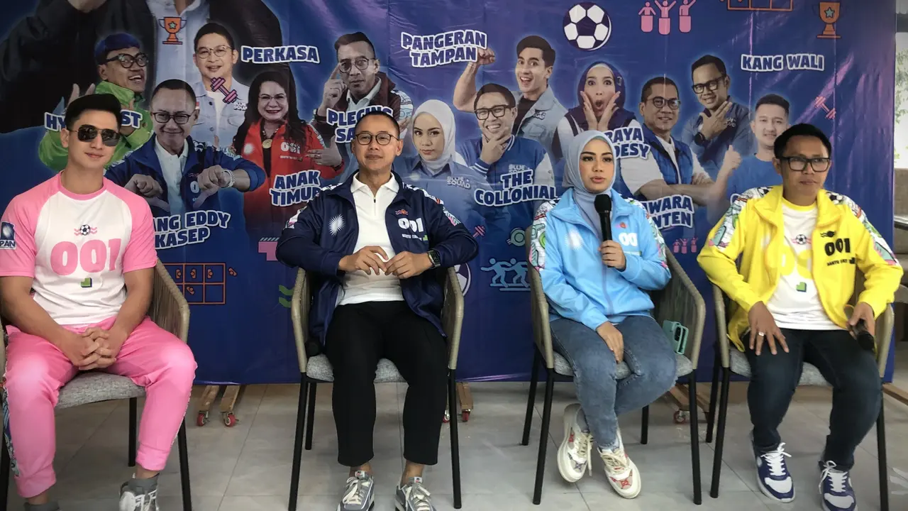 Sekretaris Jenderal DPP PAN Eddy Soeparno bersama sejumlah kader PAN lainnya seperti Zita Anjani,  Eko Hendro Purnomo, dan  Verrell Bramasta.