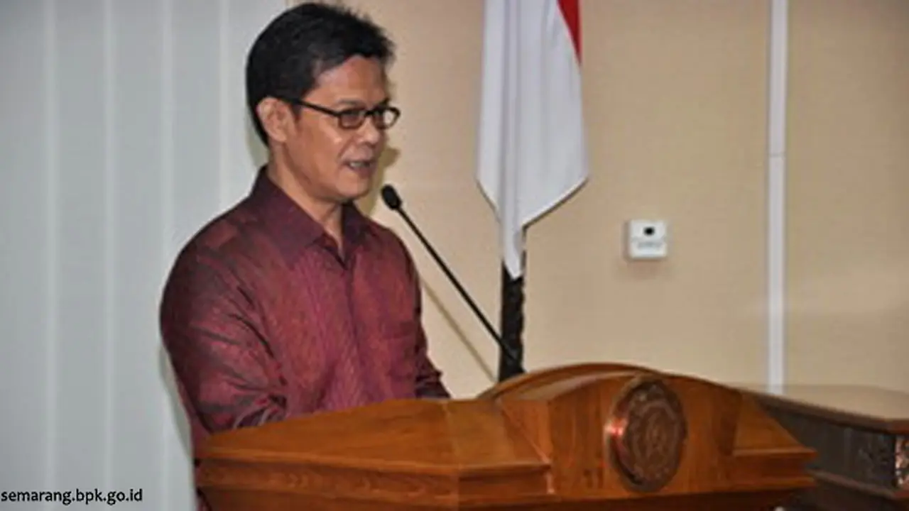 sekjen-bpk-hendar-ristriawan-1-131017b.j