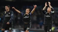 Real Madrid menyingkirkan Napoli dari ajang Liga Champions dengan agregat total pertandingan 6-2. (AFP/Filippo Monteforte)