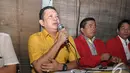 Bambang Soesatyo mengatakan bahwa Munas golkar di Ancol adalah inkonstitusional atau ilegal. Munas Tandingan di Ancol adalah Munas oplosoan atau Munas KW2, Jakarta, Minggu (7/12/2014). (Liputan6.com/Miftahul Hayat) 