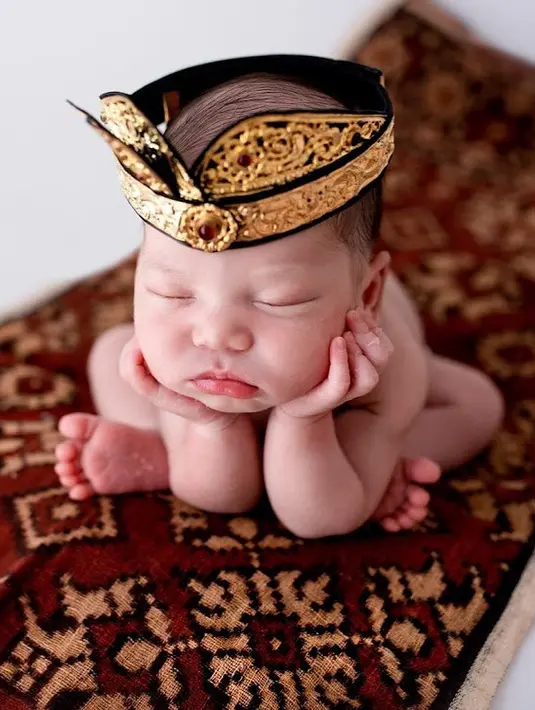 <p>anak bungsu Irfan Bachdim (Instagram/@kiyojikaynenbachdim)</p>