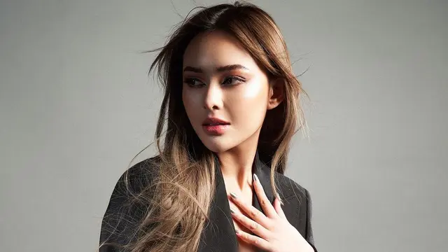 7 Gaya Pemotretan Terbaru Amanda Manopo Disebut Bikin Pangling, Hidungnya Jadi Sorotan