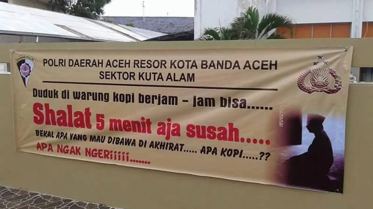 Spanduk Himbauan Shalat dari Polda Aceh Bikin Geger Dunia Maya