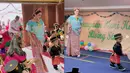 Dalam acara tersebut, Nurah dan Razeen seperti berjalan di catwalk saat menuju panggung. Sepanjang jalan, Nourah pun tak berhenti tersenyum. Sementara itu, Razeen melangkah dengan penuh percaya diri dan semangat. Warganet pun mengaku gemas melihat aksinya. (Liputan6.com/IG/@nourahsheivirah)