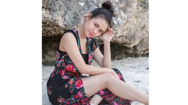 6 Gaya Maizura yang Disebut Mirip Michelle Ziudith, Cantik Menawan