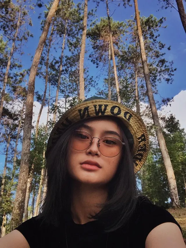 6 Potret Liya Wanita yang Viral Punya Foto KTP Cantik, Bikin Iri Netizen