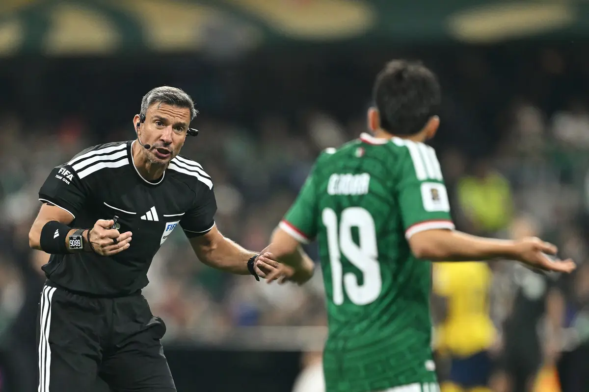 Wasit Slavko Vincic