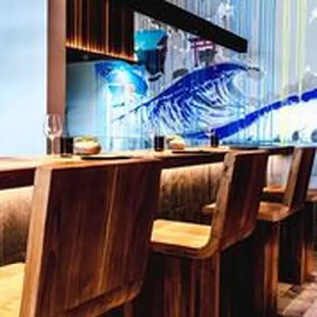 Menikmati Bali dengan Menyantap Makanan Indonesia di Restoran Jepang dan Prancis