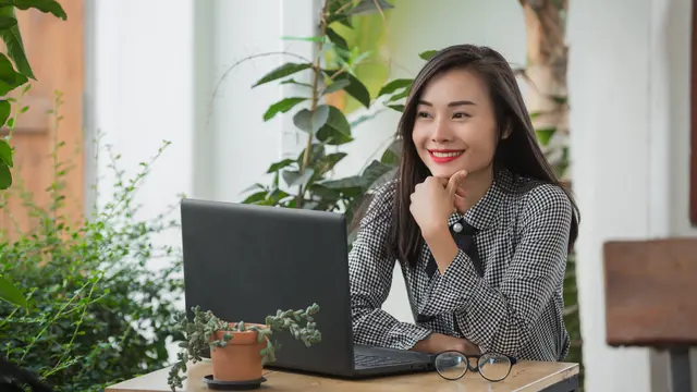 wanita november cara unik bangkit