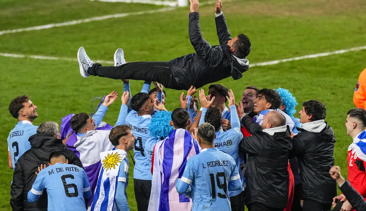 La Celeste muda untuk pertama kalinya memenangkan kompetisi tersebut setelah sebelumnya menjadi runner-up pada 1997 dan 2013. (AP Photo/Natacha Pisarenko)