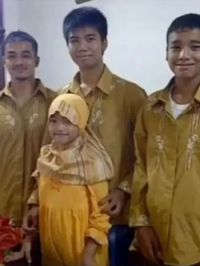 Genap 20 Tahun, Ini 7 Potret Masa Kecil Fuji An yang Menggemaskan