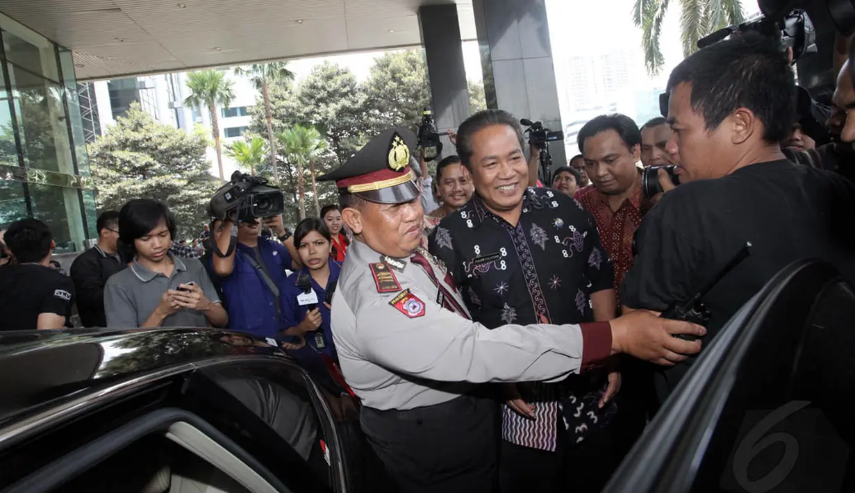 Menurut Kepala BNN Komjen Pol Anang Iskandar, BNN memerlukan dukungan KPK untuk mengatasi masalah tindak pidana narkotika dan tindak pidana pencucian uang, Jakarta, (21/10/14). (Liputan6.com/Panji Diksana)