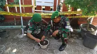 Sebuah ranjau laut ditemukan petugas kebersihan DKP Kota Cirebon pada Kamis, 28 September 2017. (Liputan6.com/Panji Prayitno_