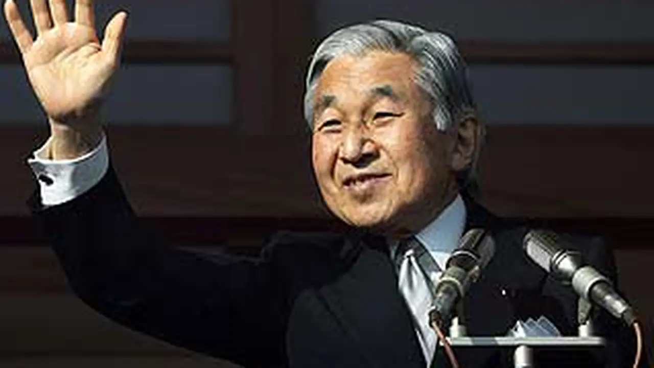 1203034cemperor-akihito.jpg