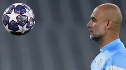 Pep Guardiola lebih berpengalaman dalam pentas tertinggi kompetisi antarklub Eropa ini. Dia telah menghadapi sejumlah pelatih top dunia di ajang Liga Champions dalam kariernya sebagai pelatih. Bahkan Pep Guardiola sudah dua kali menjadi juara bersama Barcelona pada 2008/2009 dan 2010/2011. (AP Photo/Manu Fernandez)